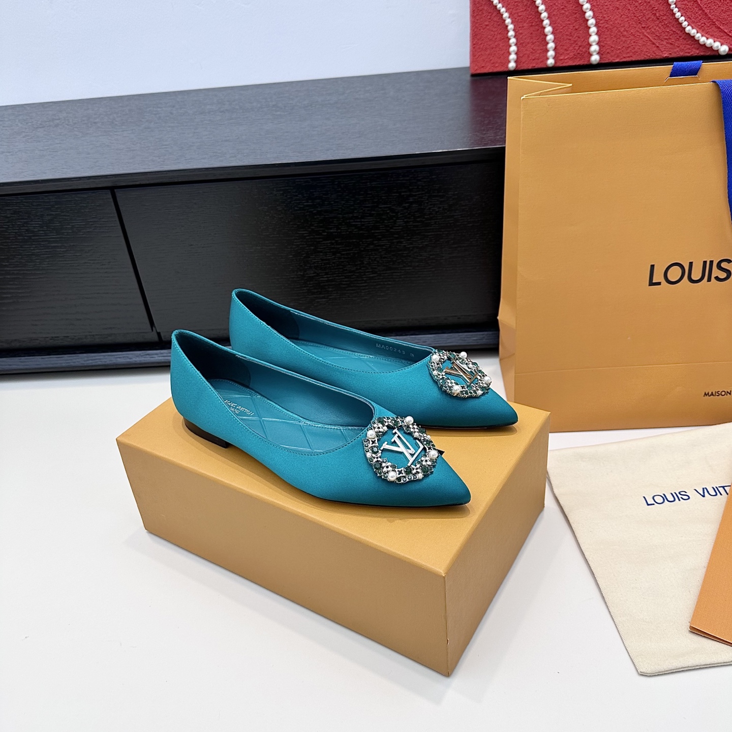 Women's high heels
